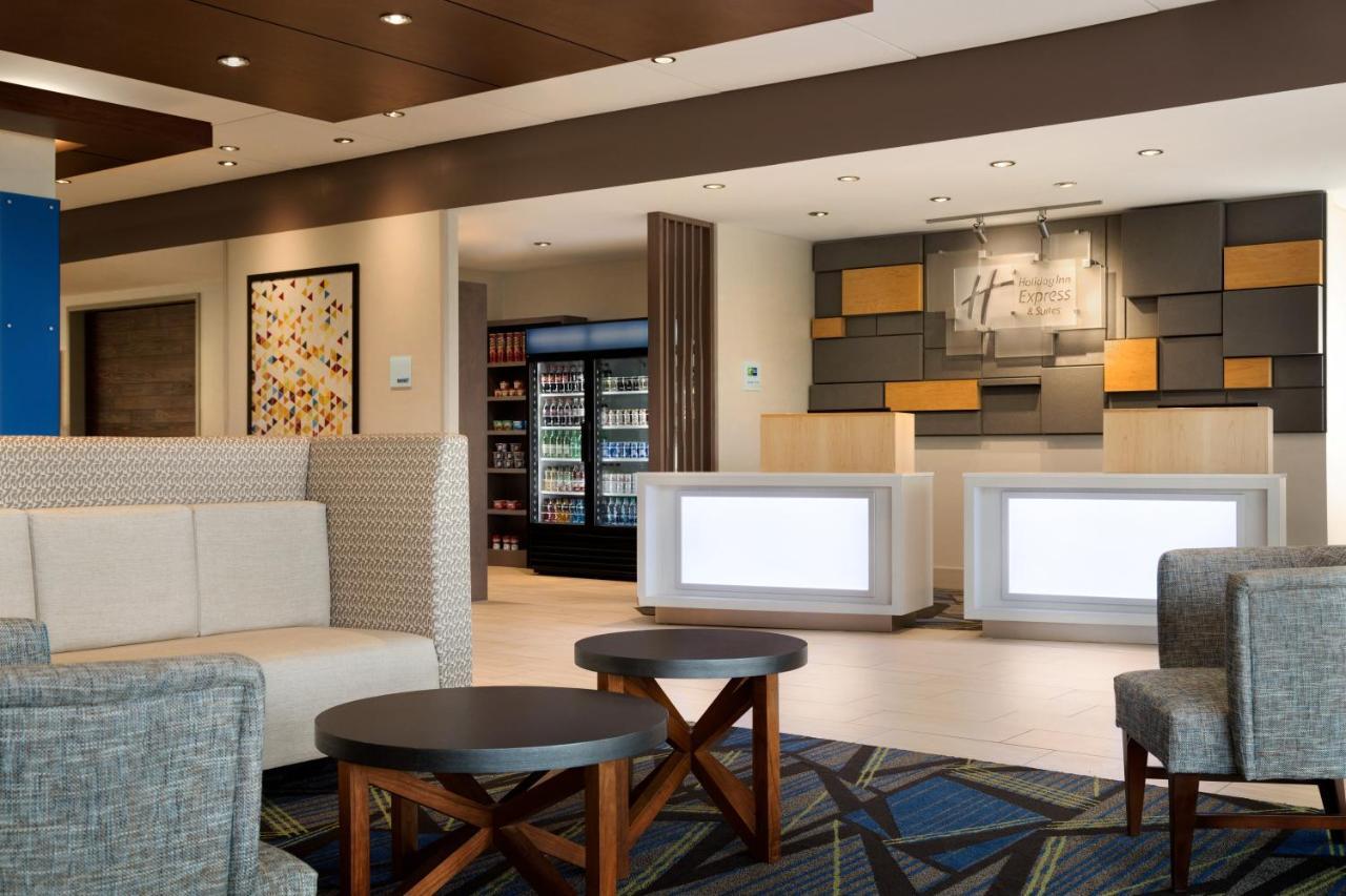 Holiday Inn Express & Suites Heath - Newark, An Ihg Hotel Exteriör bild